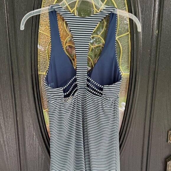 Carve Designs Women's La Jolla Dress. Blue & White Striped. Size M. EUC. - Picture 5 of 6